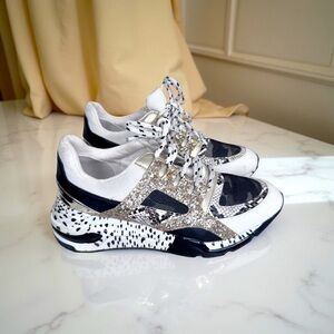 Steve Madden Cliff Sneaker 8.5, animal print exotic sneaker with sparkle & style